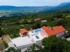Villa Dragi - Four Bedroom Villa with Swimming Pool, Terrace and Sea View